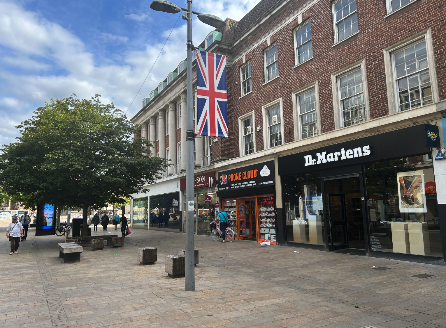 Retail in Hull